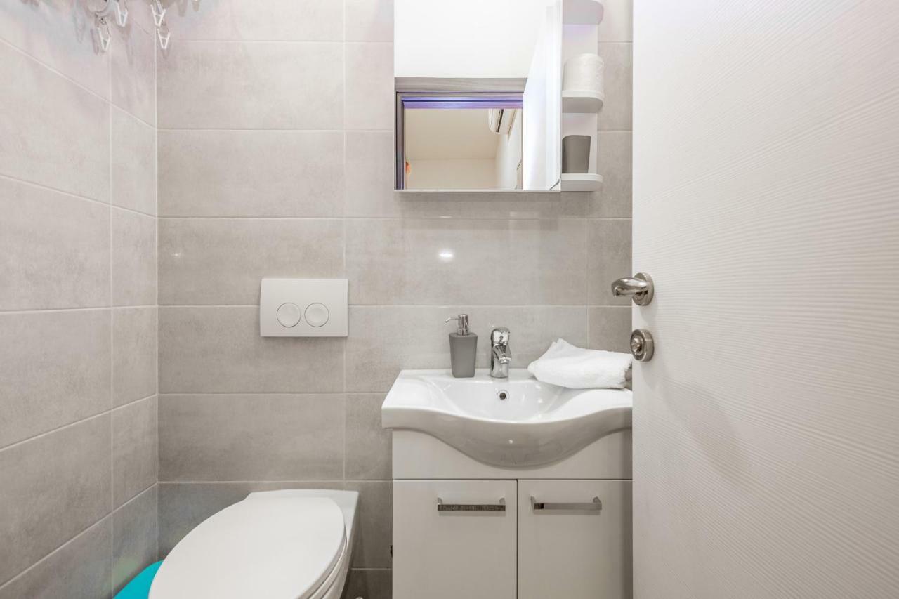 רייקה Apartments Black & White, Cherry & Blue מראה חיצוני תמונה