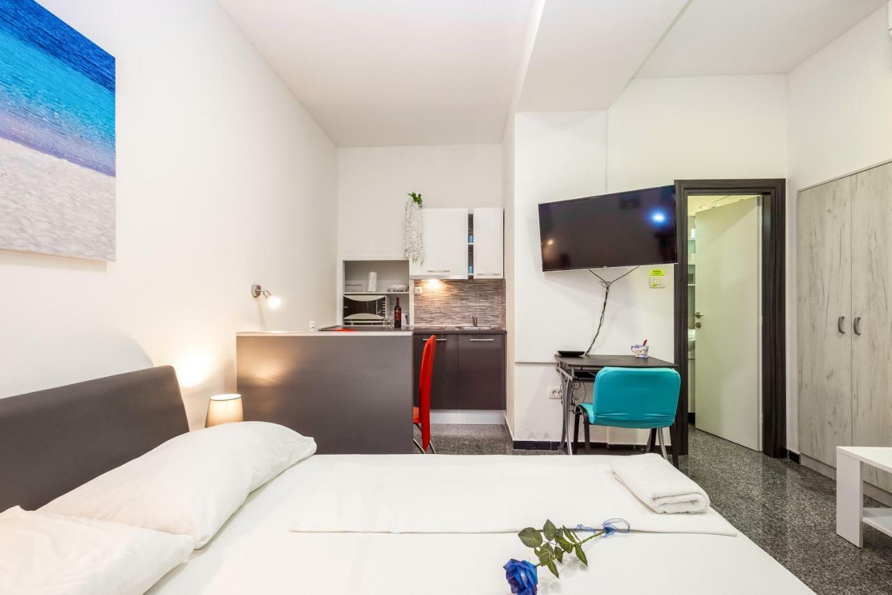 רייקה Apartments Black & White, Cherry & Blue מראה חיצוני תמונה